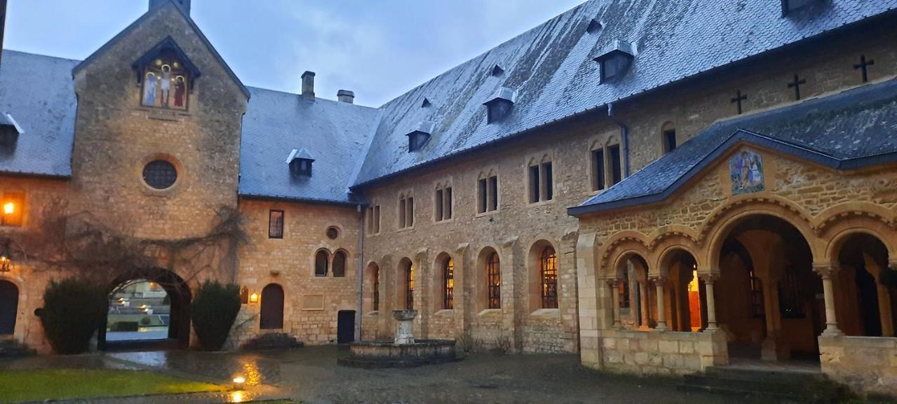 Les Gites & Chambres D'Hotes De La Ferme De Rosiere Houdrigny Exterior photo